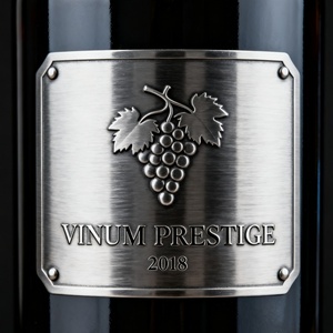 <span class=keywords><strong>2025</strong></span> Tùy Chỉnh Kim Loại Thương Hiệu 3D Logo Chai Rượu Vang Nhãn Khắc Vàng Dính Sticker Không Thấm Nước Nước Hoa Sang Trọng Nhãn Chai - Product Image 1