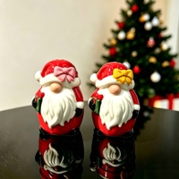 Pot à épices Gnome de Noël, finition brillante unique, décoration d'hiver, récipient à condiments fantaisie en porcelaine, accessoire de table à manger