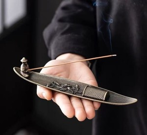 Brûleur d'encens suspendu créatif avec design inclinable, porte-encens de style zen rétro pour la décoration intérieure de la maison, du salon et du bureau - Product Image 1