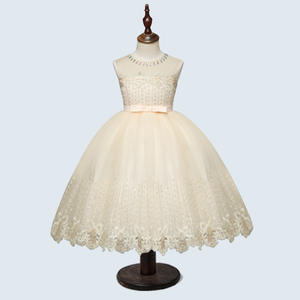 Vestido de Encaje con Lazo y Diseño de Cristal para Niñas, Ropa Vintage China en Línea - Product Image 2