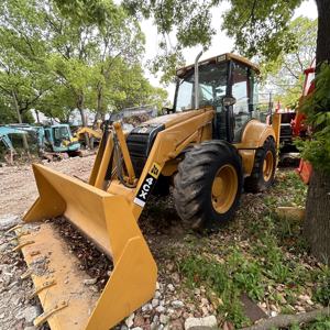 Cargadora de Ruedas JCB 4CX Usada de Alto Nivel con Motor, Caja de Cambios y Bomba en Excelente Estado de Funcionamiento, Carga Nominal de 7 Toneladas, en Venta - Product Image 3