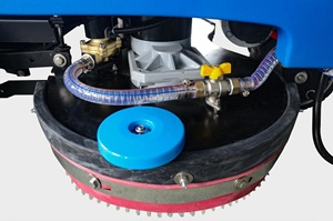 Máquina Fregadora de Pisos Eléctrica con Batería AR85 de ARTRED Factory - Product Image 3
