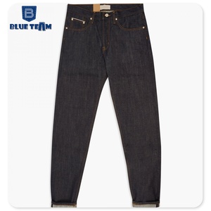 Équipe bleue | Fabricant de jeans en denim personnalisés Pantalon en denim à lisière brute rouge à jambe droite Skinny <span class=keywords><strong>Slim</strong></span> Fit Jeans en denim lisière pour hommes - Product Image 3