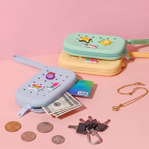 Porte-<span class=keywords><strong>monnaie</strong></span> ovale en silicone souple personnalisé, porte-cartes, sacs <span class=keywords><strong>de</strong></span> rangement pour écouteurs et rouges à lèvres, design troué DIY, promotionnel et économique - Product Image 5
