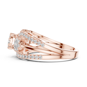 Bague en or rose sertie de diamants, élégante, brillante et stylée, bijou pour femme, idéale pour mariage, fiançailles et cadeau. - Product Image 3