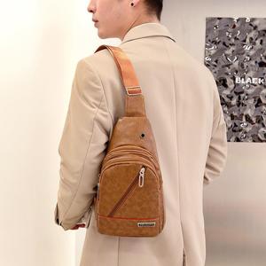Sac de poitrine pour homme Zpincin en cuir PU noir imperméable, sac bandoulière de voyage extérieur avec poche zippée et sangle détachable, collection Printemps 2025 - Product Image 2