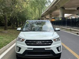 Hyundai Ix25 1.6L SUV a Benzina 2015-2020, Auto Usata in Buone Condizioni, Seconda Mano dalla Cina - Product Image 2