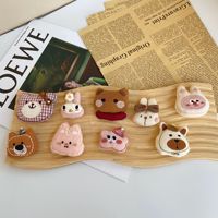 Nouveau mignon dessin animé Animal broche ours pendentif enfants vêtements accessoires lapin chapeau chaussettes accessoires