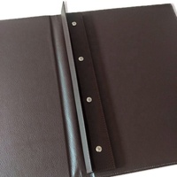 Couverture de menu en cuir PU marron A4 de haute qualité pour les fournitures d'hôtel de restaurants avec 4 vis fabriquées par Yimi