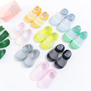 Летние прозрачные дышащие вязаные напольные носки для маленьких девочек и мальчиков, обувь для младенцев с противоскользящей мягкой подошвой, обувь для кроватки