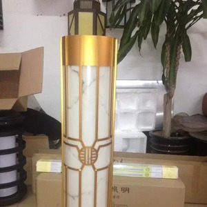โคมไฟติดผนังกลางแจ้งรูปทรงกระบอก ไฟ LED กันน้ำ ใช้ในสวน 110-240V ฐานอะลูมิเนียม - Product Image 1