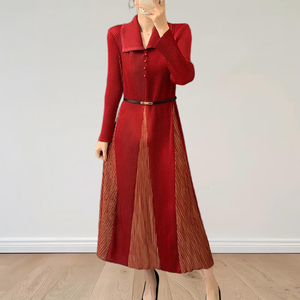 ชุดเดรสพลีทไซส์ใหญ่สไตล์เรียบหรูสำหรับใส่ในชีวิตประจำวัน สีแดง เรียบง่าย สไตล์ลำลองสำหรับผู้หญิง ไซส์เดียว ใส่ได้ทุกคน เหมาะสำหรับใส่ไปโบสถ์ - Product Image 1