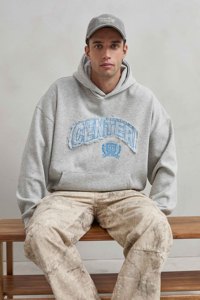 Felpa con Cappuccio Grigio Mélange con Patch Ricamata 'CENTER', Etichetta Personalizzata in Ciniglia, Vestibilità Oversize, Antirughe, Unisex, Misto Cotone - Product Image 4