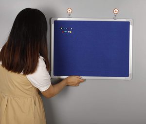 <span class=keywords><strong>Tableau</strong></span> blanc <span class=keywords><strong>mural</strong></span> en tissu bleu avec cadre en aluminium pour le bureau à domicile et l'école - Product Image 6