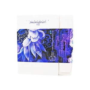 Carton de serviettes hygiéniques sur le thème du Lotus Artisan-Made Impression méticuleuse sur carton robuste Emballage de soins féminins de haute qualité - Product Image 5
