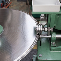 Machine de découpe de plaques en aluminium électrique de petite taille personnalisable pour la production d'enseignes de signalisation routière