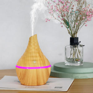 Diffuseur d'aromathérapie portable en bois grainé 300 ml, alimenté par USB avec lumière LED pour usage domestique et commercial - Product Image 3