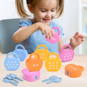Juego Educativo de Plástico para Bebés y Niños Pequeños, con Números y Letras para Desbloquear y Asociar, Desarrolla la Motricidad Fina - Product Image 2
