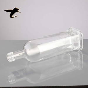 Bouteilles en verre transparentes personnalisables en gros de 330 ml, 500 ml, 750 ml, 1 L avec bouchon à vis – Solutions intégrées pour boissons et jus - Product Image 5