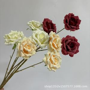Flores Artificiales Qiye, Rosa Mocha de Seda, Decoración de Boda, Estilo Moderno y Romántico - Product Image 4