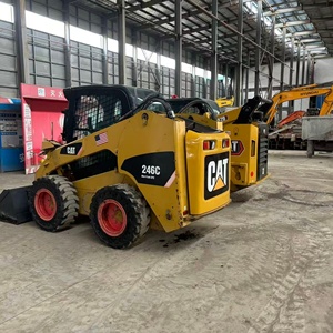 รถตักล้อยาง CAT 226B3 สีเหลือง แบบมีห้องโดยสาร ยางตัน พร้อมบุ้งกี๋ เกียร์ ปั๊ม มอเตอร์ เครื่องยนต์ และลูกปืน - Product Image 6