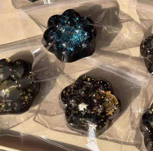 Juguete Antiestrés de Silicona y TPR TONGBAN TBT0001 Starry Galaxy Taba para Niños de 5 a 7 Años, Diseño de Garra y Pata de Gato - Product Image 1