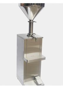 Máquina Llenadora de Crema Líquida Neumática Doble Profesional SINOBIZ, de Cabezal Único Dosificador Pequeño para Envasado de Bebidas en Vidrio - Product Image 2