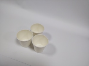 50 pezzi <span class=keywords><strong>per</strong></span> borsa biodegradabile acqua fredda calda bevendo tazza di carta bianca <span class=keywords><strong>per</strong></span> la festa della caffetteria dell'ufficio - Product Image 4