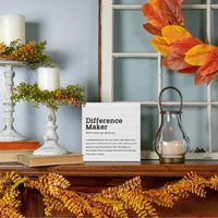 Boîte en bois avec signes d'affirmation quotidienne, inspirants et motivants, légers et positifs, cadeau d'appréciation pour les employés, pour femmes, pour le bureau
