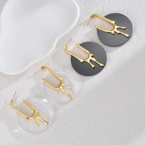 Disque en résine avec liquide doré fondu pour boucles d'oreilles |   Bijoux en acier inoxydable imperméables et hypoallergéniques plaqués or 18 carats PVD pour femmes - Product Image 2