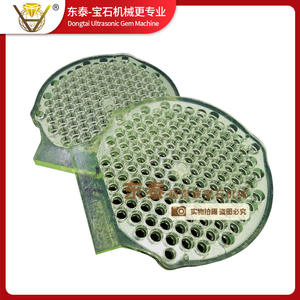 Máquina de Punzonado Ultrasónico Dongtai, Molde Inferior XSJ con Motor y Bomba, Productividad de 13M/H - Product Image 4