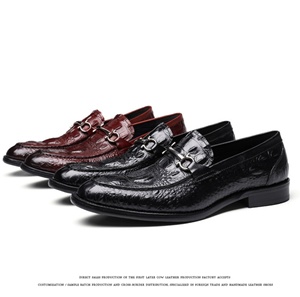 Mocassins en cuir pour hommes d'affaires, chaussures décontractées en cuir, style une pièce, chaussures tendance et à la mode, fabriquées à la main - Product Image 5