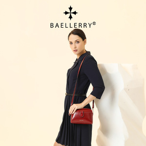กระเป๋าสะพายข้าง Baellerry หนังเคลือบแว็กซ์สีแดง ทรงสี่เหลี่ยมแนวนอน กันน้ำ ใช้ได้ทุกวัน - Product Image 1