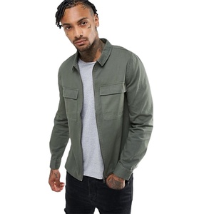 2025 nuevo Xb Algodón ligero suave al tacto cremallera fijación pecho bolsillos funcionales Zip Shacket Chaqueta de algodón para hombres Jaket - Product Image 1