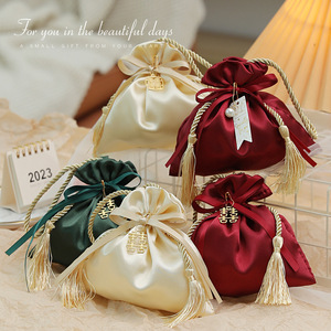 Coffrets cadeaux de mariage en soie sacs-cadeaux pour mariage traditionnel rouge beige cordon cadeau bonbons pochettes paquet - Product Image 1
