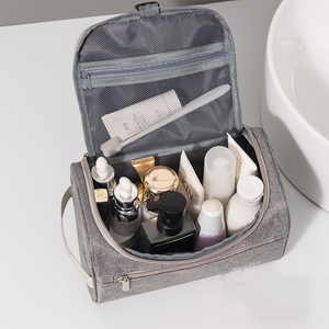 Outdoor Travel <strong>Men's</strong> <strong>Toiletries</strong> Organizer Hook Large Capacity Cationic <strong>Toiletries</strong> <strong>Bag</strong> Fashion Solid Zipper Pouch <strong>Bag</strong> - Product Image 5