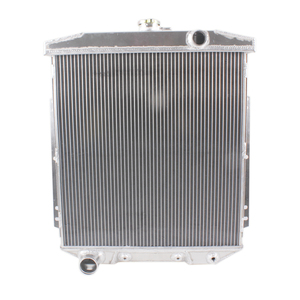 Radiatore in Alluminio a 3 File S-131 per Ford Customline Mainline Fairline Club Country Squire V8 1954-1956, Applicazione Heavy Duty - Product Image 1