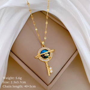 Collier pendentif étoile en acier inoxydable plaqué or, entièrement serti de zircons, pour femmes et filles, vente en gros de bijoux - Product Image 6