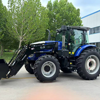 Tracteur agricole à quatre roues motrices de 160 ch avec chargeur frontal, cabine entièrement climatisée pour la culture agricole à grande échelle