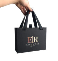 Emballage de cadeau personnalisé de luxe pour hommes sous-vêtements lunettes briquet parfum sac d'emballage cadeau de qualité haut de gamme