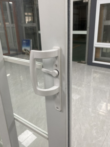 <span class=keywords><strong>ประตู</strong></span>และหน้าต่างบาน<span class=keywords><strong>เลื่อน</strong></span> <span class=keywords><strong>UPVC</strong></span> รุ่นใหม่ ชุดหน้าต่าง PVC กระจกสองชั้น สำหรับการปรับปรุงบ้าน - Product Image 6