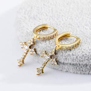 Hip Hop goutte boucles d'oreilles en laiton bijoux Micro pavé croix or argent boucles d'oreilles hommes femmes bijoux pour <span class=keywords><strong>cadeau</strong></span> de fête - Product Image 4