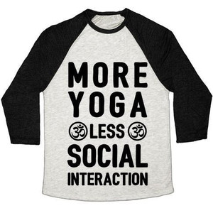 Camiseta de béisbol unisex Tri-Blend de More Yoga Less Social Interaction - Product Image 5