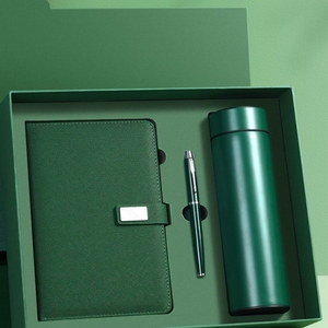 מתנות סיטונאיות, מחברת, מתנה עסקית, תרמוס, מחברת ניתנת להתאמה אישית, סט מתנה עם עט ובקבוק - Product Image 4