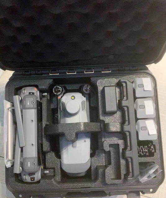 2026 Original Matrice 4T/ 4E Combo Gimbal-Following Spotlight Real-time Voice Speaker D-RTK 3 Multifunctional Station RC Plus 2