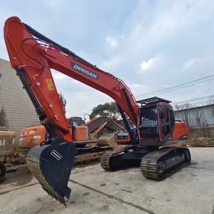 Excavatrice sur chenilles hydraulique Doosan DX225LC-9C 22 tonnes d'occasion en bon état, moteur, boîte de vitesses, pompe à engrenages, puissance 127 kW EN PROMOTION - Product Image 3