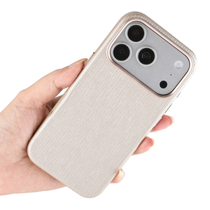 Funda de teléfono personalizable de cuero PU con relieve 3D efecto madera, antideslizante, a prueba de golpes, compatible con iPhone 15 a 18 - Product Image 5