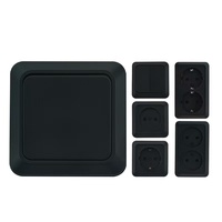 Interruptor de Pared con Doble Reinicio y 1 Tomacorriente, Estándar Europeo 10A, 100-250V, Montaje en Superficie, Panel Negro Ignífugo, Vida Útil de 100,000 Ciclos