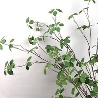 Plante artificielle longue vigne Guanyin Feuille de Lotus, plante verte d'intérieur décorative pour l'aménagement d'espaces et les mariages