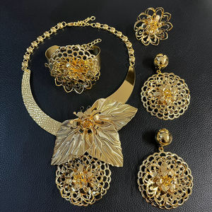 Zhuerrui plaqué or Floral élégant ensemble de bijoux collier boucles <span class=keywords><strong>d</strong></span>'oreilles <span class=keywords><strong>Bracelet</strong></span> pour femmes mode <span class=keywords><strong>parure</strong></span> fête accessoire HK029322 - Product Image 6